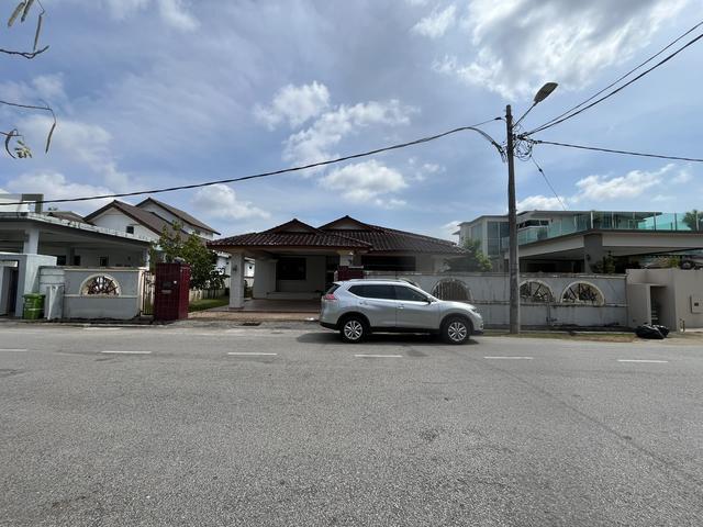 Freehold Bungalow Indera Mahkota 1 9550 sqft Direct Owner