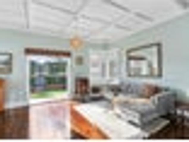 FREEHOLD CHARACTER & NORTH FACING LIVING!