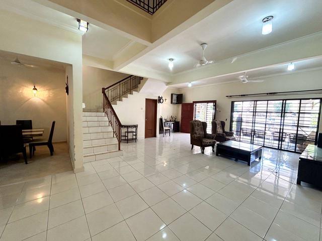 FREEHOLD Cheapest 2 Storey House Primaya Bandar Tun Hussein Onn Cheras