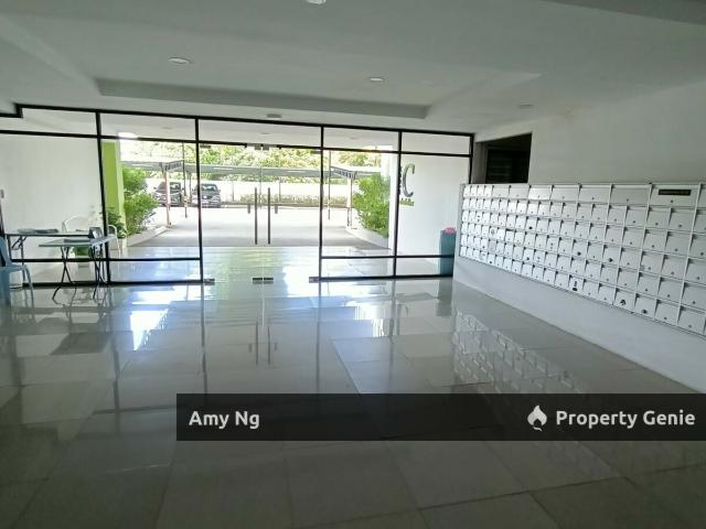 Freehold Condo For Sale Good Condition