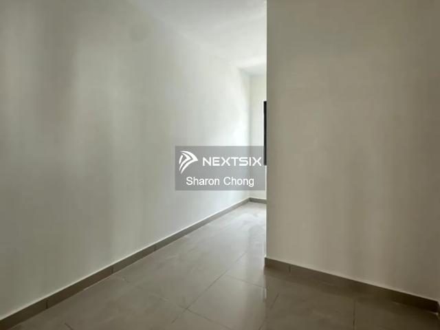 Freehold Condo Good ofr Investment Big Size unit