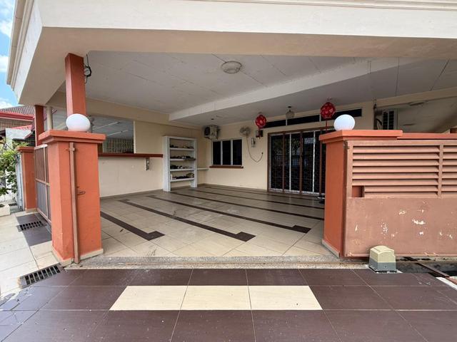 Freehold Corner 1 Storey Terrace in Ujong Pasir