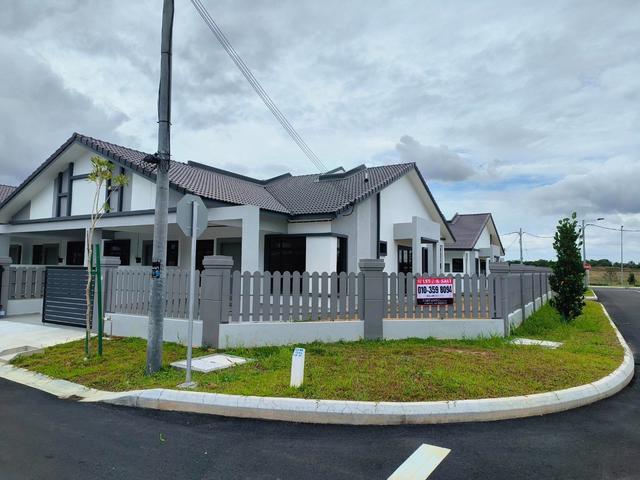 Freehold Corner 1Storey Terrace at Jasin Parkland Botani Melaka