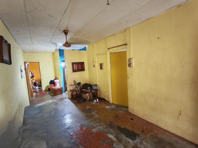 FREEHOLD Corner BigLand 1Sty Taman Seri Krubong