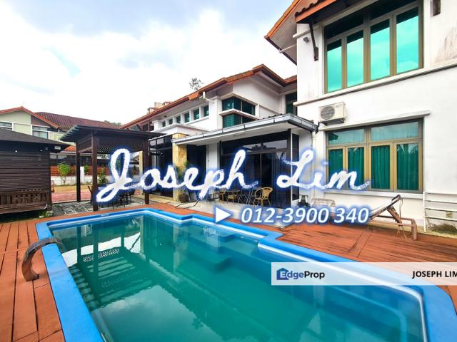 Bandar Kinrara BK9 Corner Bungalow with Private Pool
