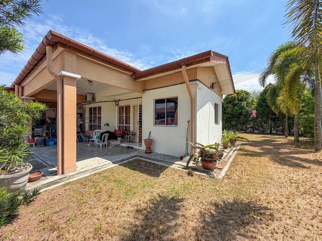 Freehold Corner Lot Single Storey Taman Pelangi Semenyih