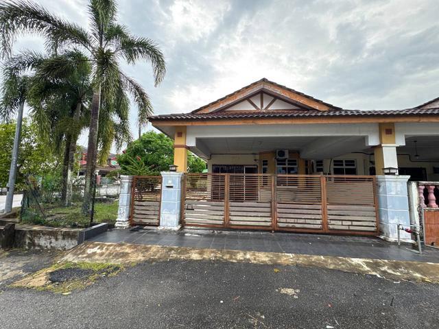 FREEHOLD Corner Lot Teres Taman Seri Mahkota Permai Batu 11