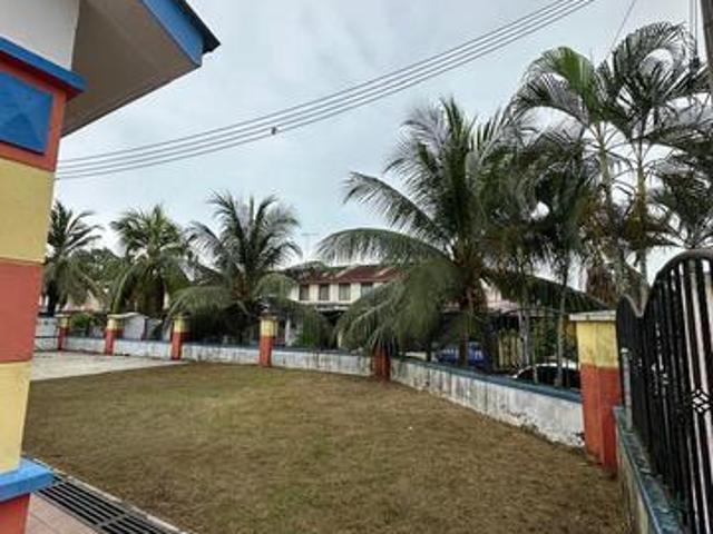 Freehold Corner Lot Terrace House 3315 sqft
