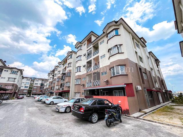 FREEHOLD CORNER LEVEL 1 Below Market Apartment Nilai Perdana GATED