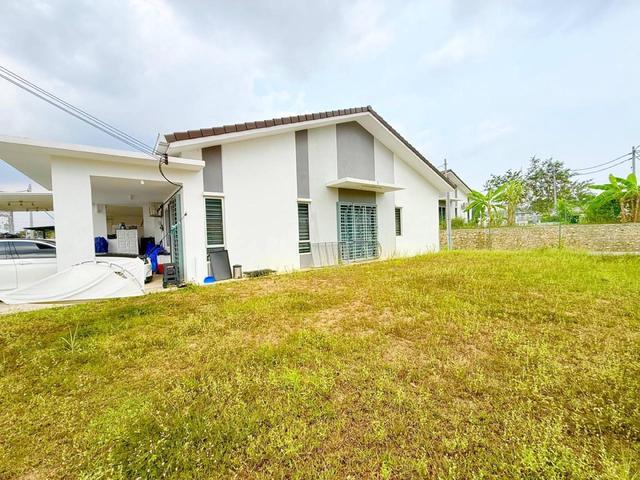 FREEHOLD CORNER NON BUMI 1 Storey Terrace Tiara Sendayan Seremban
