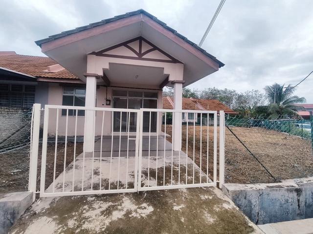 Freehold Corner single storey house Taman Bidara Emas masjid tanah