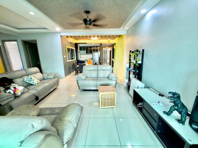 FREEHOLD Corner Unit 4R2B Cheras Heights Condo 1431sf