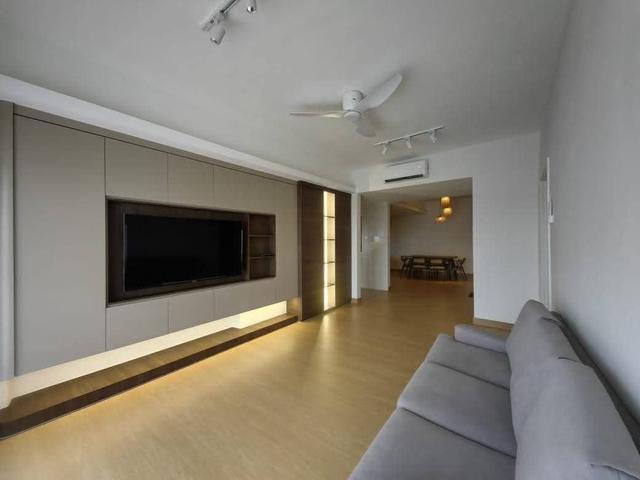 Freehold Corner unit Condo Fully Renovated near Klebang Limbongan