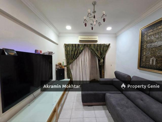 Freehold, Corner Unit, Partially Furnished & 2 Parking | Sri Cempaka Apartment, Jalan Sepakat Indah Kajang