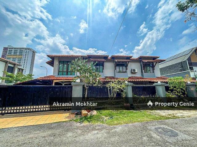 Freehold, CornerLot, Renovated & Partially Furnished | 2 Storey Bungalow Kampung Datuk Keramat KL