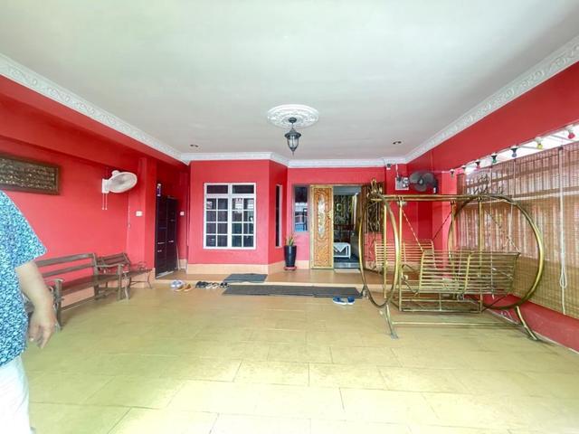 FREEHOLD CLEAN n NICE SINGLE STOREY END LOT TAMAN GREENWOOD GOMBAK KL