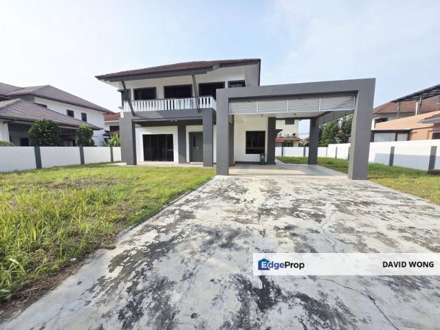 Freehold Double Storey Bungalow House at Bandar Baru Sri Klebang for Sale