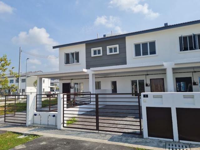 Freehold Double Storey Euro Design House 23 feet Full Loan