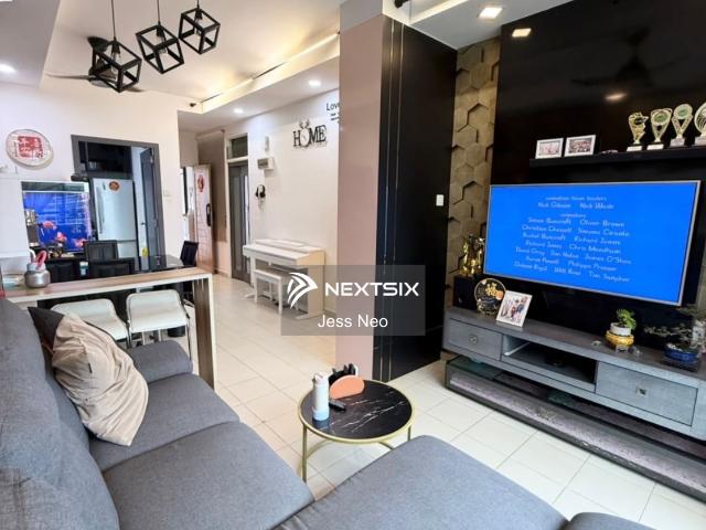 Freehold double storey endlot for sale! Below Value!