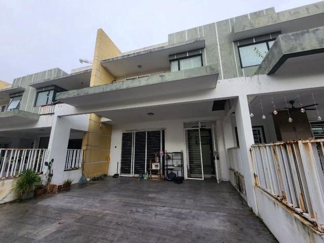 FREEHOLD Double Storey House Bandar Puteri Bangi