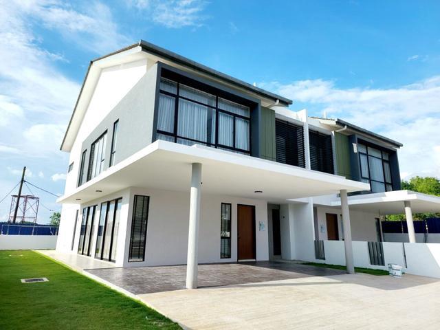 FREEHOLD Double Storey Semi Detached House Residensi Lambaian 2 Bangi