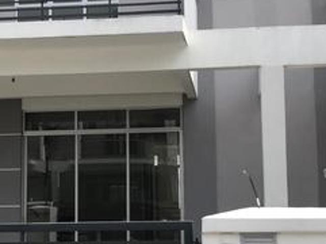 Freehold Double Storey Taman Idaman Bangi Near Tmn Impian Putra Bangi