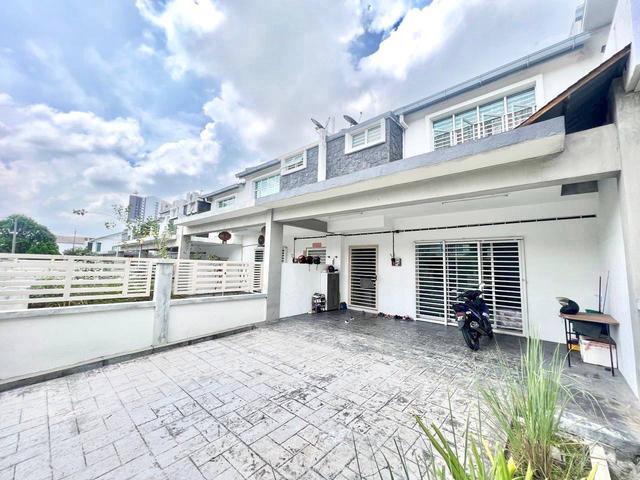 Freehold Double Storey Taman Pelangi Semenyih 2 Semenyih