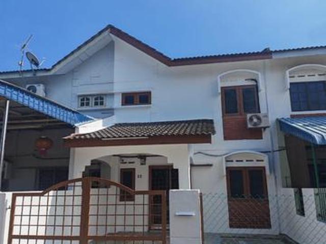 Freehold Double Storey Terrace At Bukit Beruang