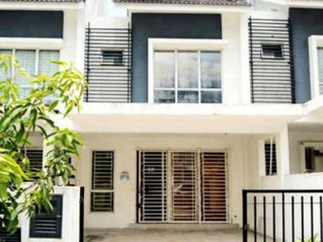 Freehold Double Storey Terrace House Bandar Country Homes Rawang