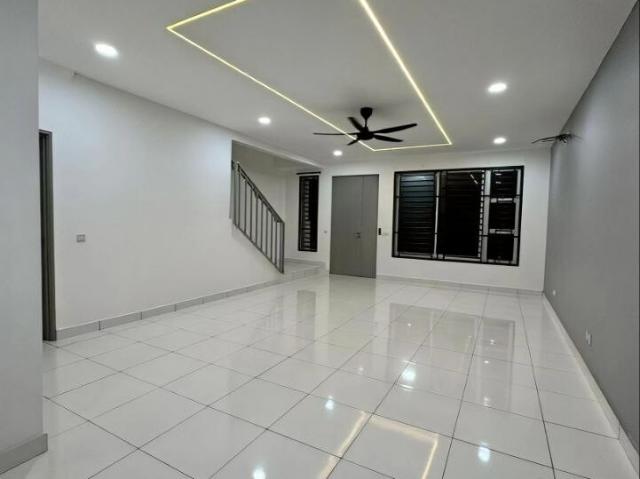 Freehold Double Storey Terrace House For Sale Setia Eco Garden Gelang Patah | Gated Guarded | 4R3B