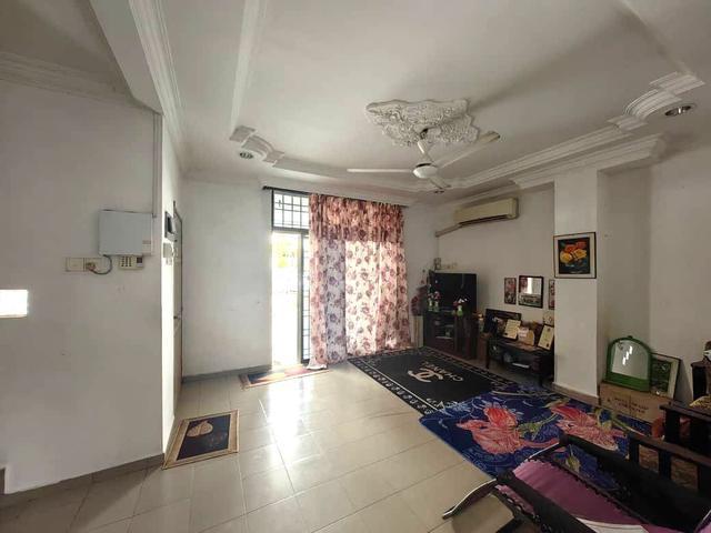 Freehold Double Storey Terrace House Taman Seri Arowana For Sale