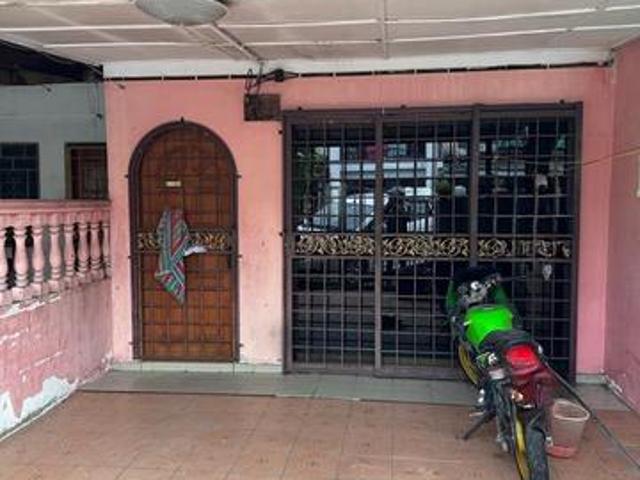 FREEHOLD Double Storey Terrace House Taman Sri Gombak