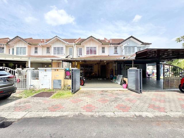 Freehold Double Storey Terrace House Taman Sutera Kajang