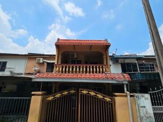 Freehold Double Storey Terrace Seksyen 25 Jalan Bakti Shah Alam