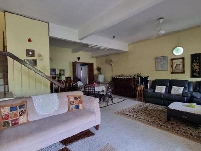 FREEHOLD Double Storey Terrace Ss2 Petaling Jaya