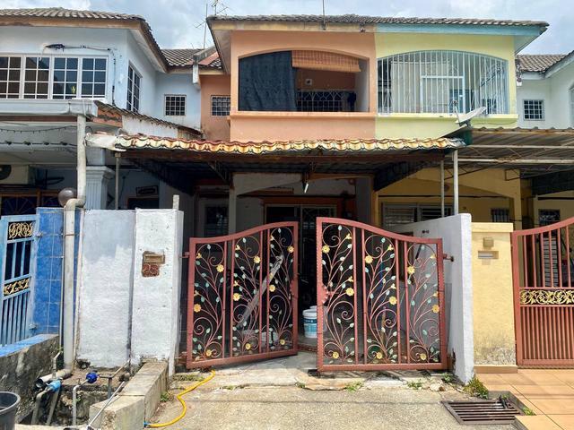 FREEHOLD Double Storey Terrace Taman Sri Gombak Fasa 10 Batu Caves