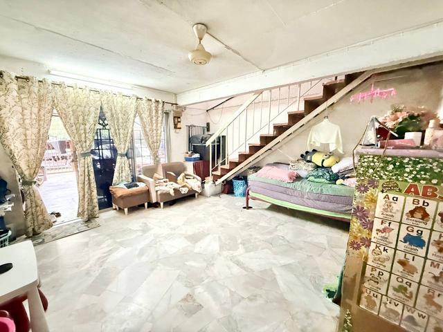 FREEHOLD Double Storey Terraced Taman Desawan Klang Low Cost