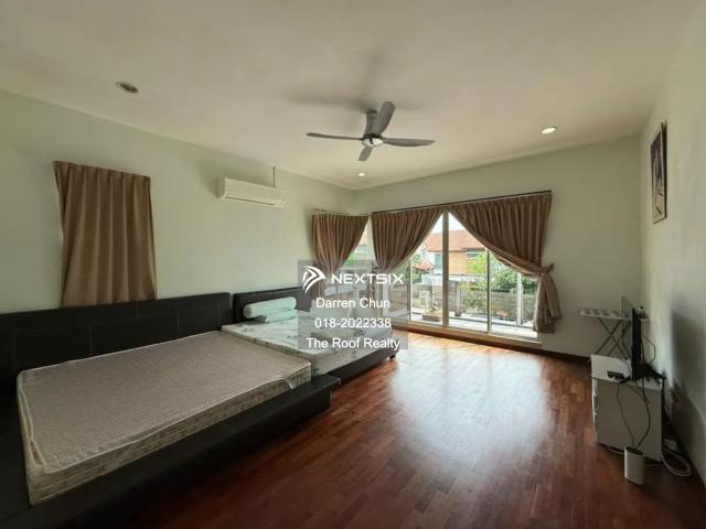 Freehold‼️ ‼️ double storry intercorner house 7.88POINTS 1. Newly refurbished 2. newly repainted 3. Currently tenanted 4. freehold title 5. Spacious and peacful surrounding area