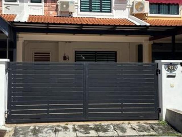 Freehold DoubleStorey Link House Bandar Seri Botani for Sale