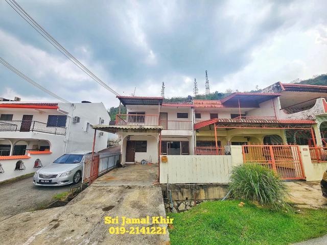 Freehold end lot double storey terrace Taman ACBE Bahau
