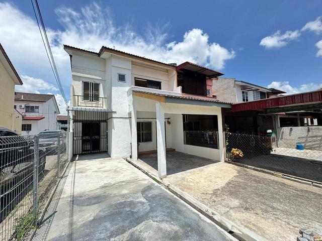 Freehold End Lot Double Storey Terrace Jalan Ps Pinggiran Senawang