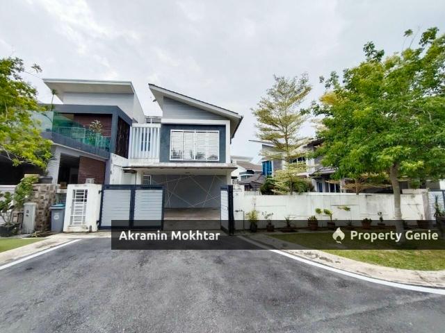FREEHOLD + END LOT TANAH LUAS + FACING OPEN 2 Storey Terrace Bandar Baru Enstek Linea Parcel