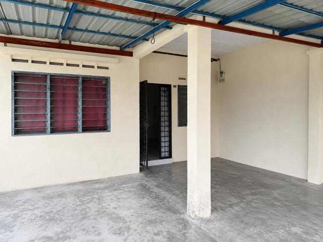 Freehold End Lot Teres Setingkat Taman Terendak Permai Sungai Udang
