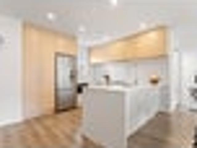 Freehold, Fabulous & Fuss Free