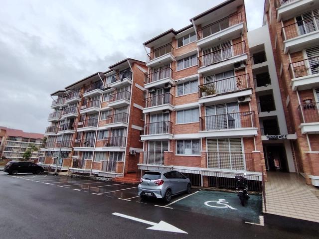 FREEHOLD FACING GARDEN Villa Court Apartment Goodview Heights Kajang