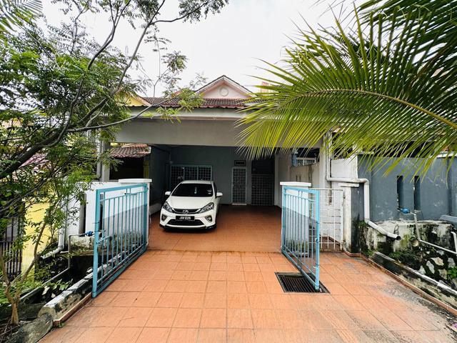 FREEHOLD FACING OPEN Double Storey Pantai Dalam Bangsar KL for Sale