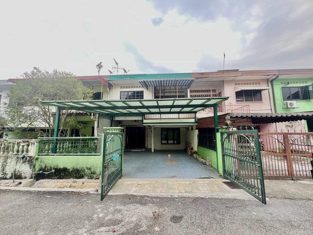 FREEHOLD FACING OPEN Double Storey Terrace House Jalan Reko Kajang
