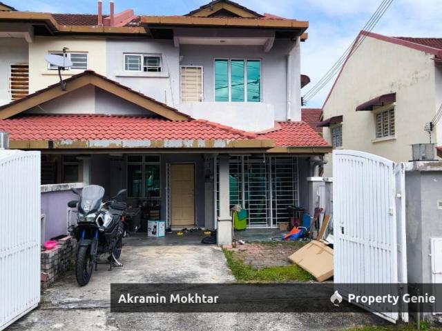 FREEHOLD, FACING OPEN & RENOVATED | DOUBLE STOREY END LOT TAMAN SALAK PERDANA, BDR BARU SALAK TINGGI, SEPANG