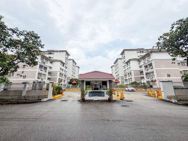 Freehold Fairville Apartment USJ 22 Subang Jaya