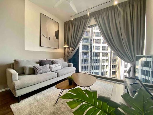 FreeHold Free Furnished Strategic Location Ready Move In 3R2b
